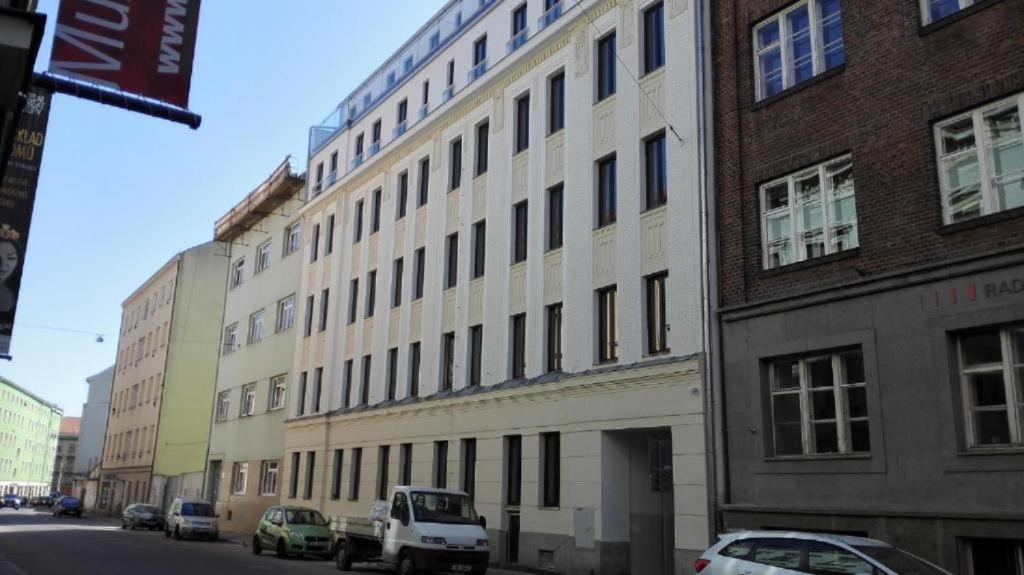 Apartament Apartmans In The Center With Privat Parking Brno Zewnętrze zdjęcie